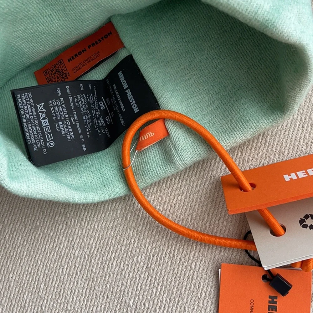 💎 HOST PICK 💎. HERON PRESTON TIE DYE BEANIE TOQUE - Picture 5 of 8